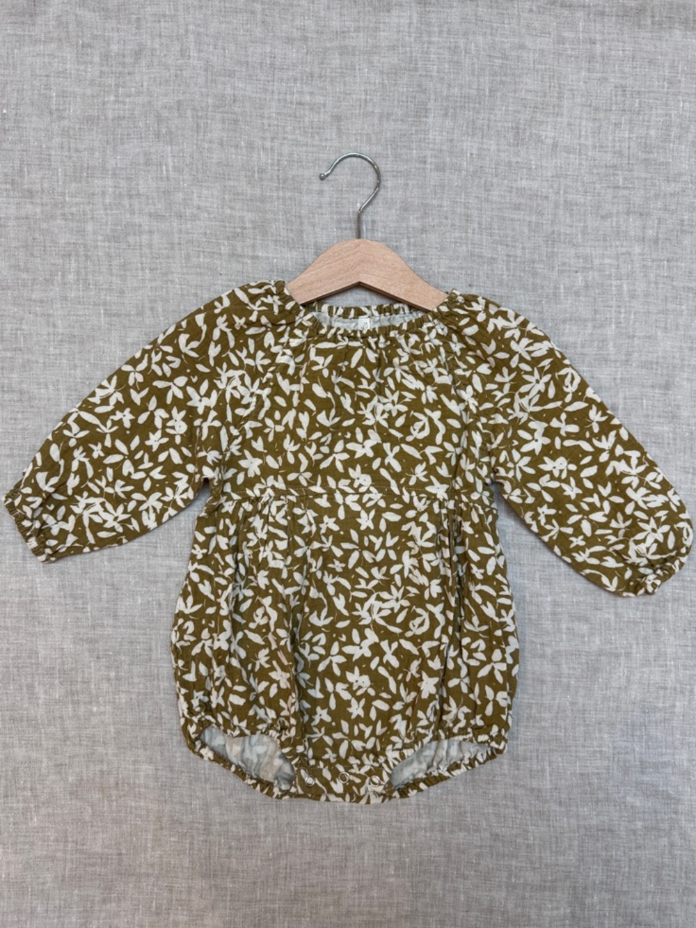 Rylee + Cru Girls 12-18 months Olive Green Floral Long-Sleeve Bubble Romper